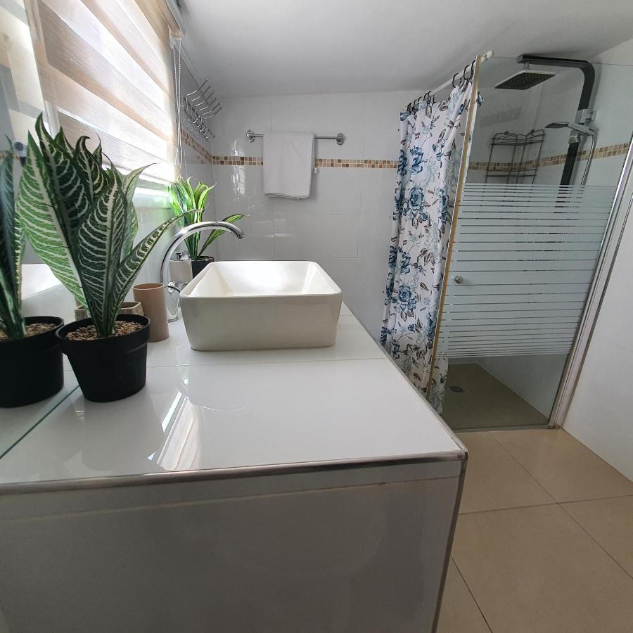 Barak Royal Suites 20 Sea View - ג'קוזי בחצר ומרפסות עם נוף לים Eilat Exterior photo